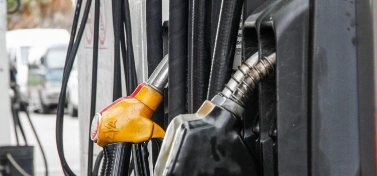 Argentina: Shell aumentó los precios por quinta vez en el mes y también hubo suba en YPF