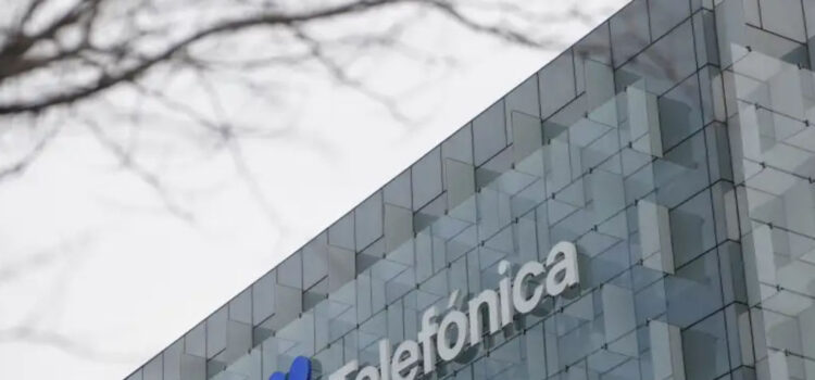 Telefónica vende su filial en Uruguay a Millicom