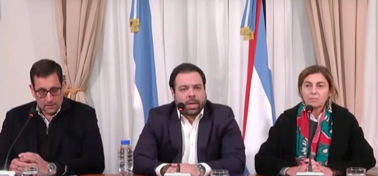 Troncoso adelantó qué puntos analizan incluir en la oferta a los docentes