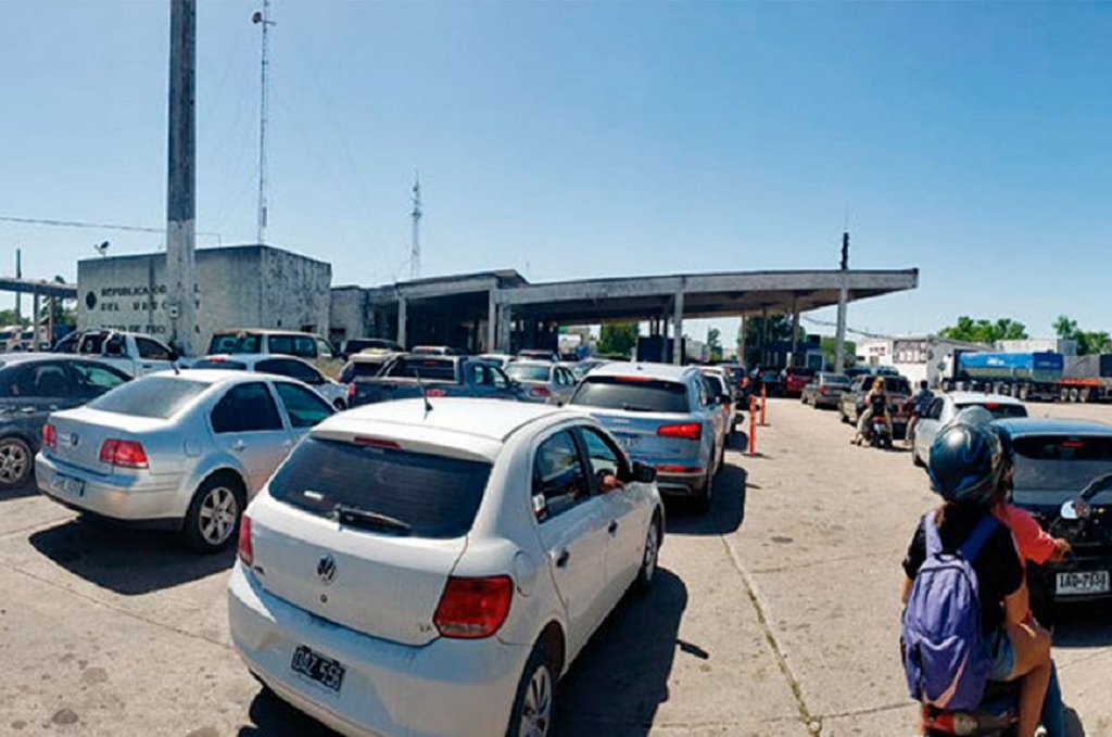 Uruguayos, al tope del ranking de turistas extranjeros en Argentina