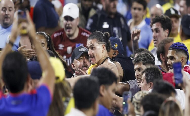 Conmebol anunció las sanciones a los jugadores uruguayos por incidentes contra Colombia